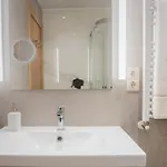 Santa Teresuca En Casa de Férias